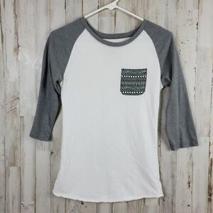 Sirens & Dolls Baseball Tee Shirt White Size Small